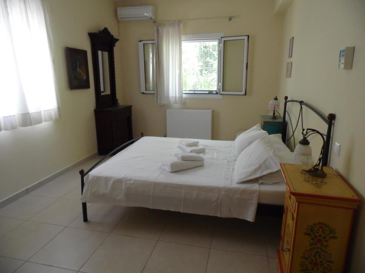 Theni Olive Grove Villa Kato Yerakarion エクステリア 写真