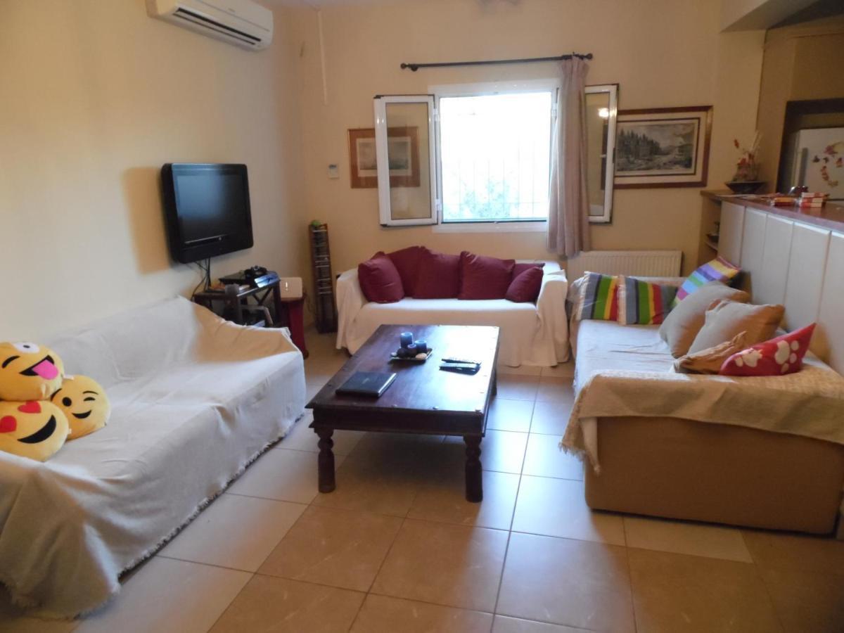 Theni Olive Grove Villa Kato Yerakarion エクステリア 写真