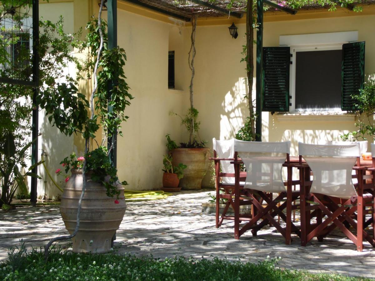 Theni Olive Grove Villa Kato Yerakarion エクステリア 写真