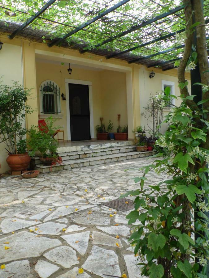 Theni Olive Grove Villa Kato Yerakarion エクステリア 写真