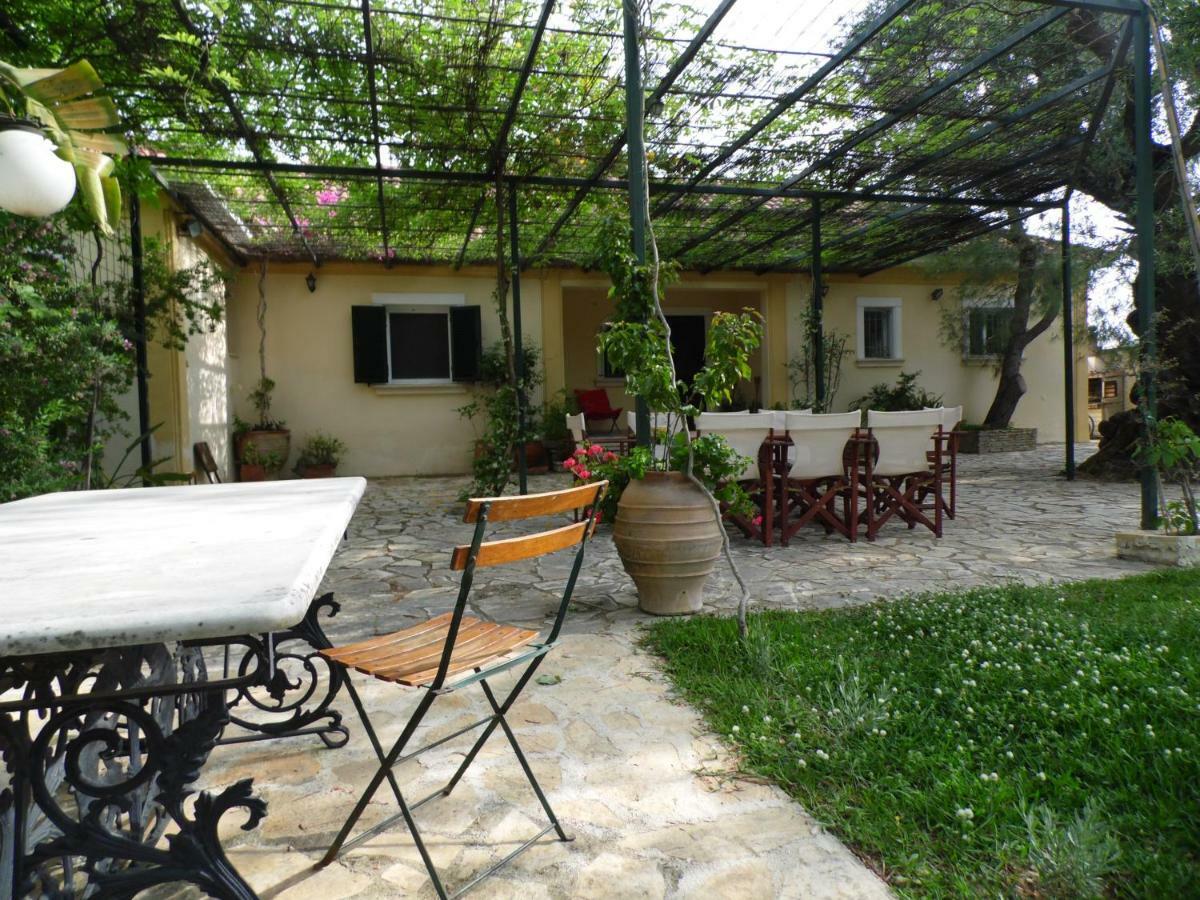 Theni Olive Grove Villa Kato Yerakarion エクステリア 写真