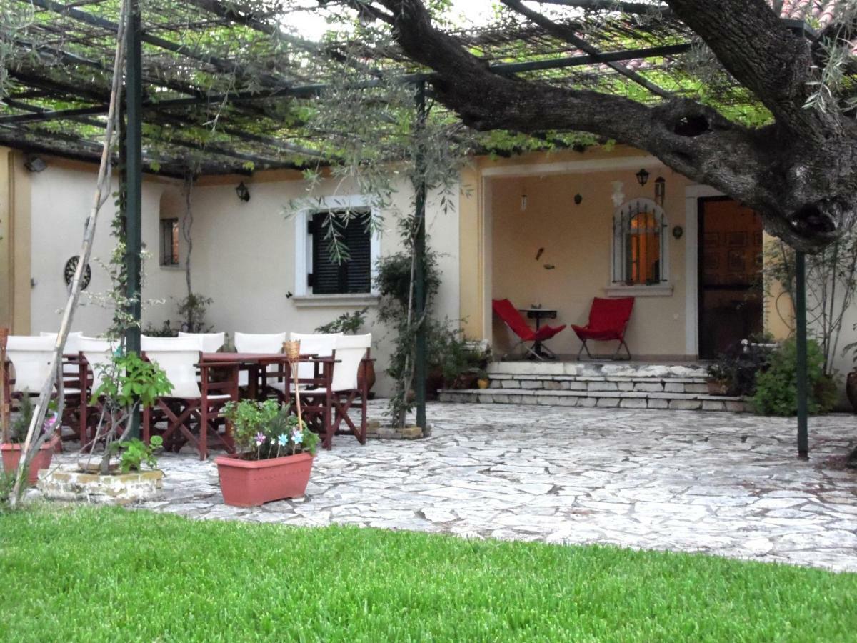 Theni Olive Grove Villa Kato Yerakarion エクステリア 写真