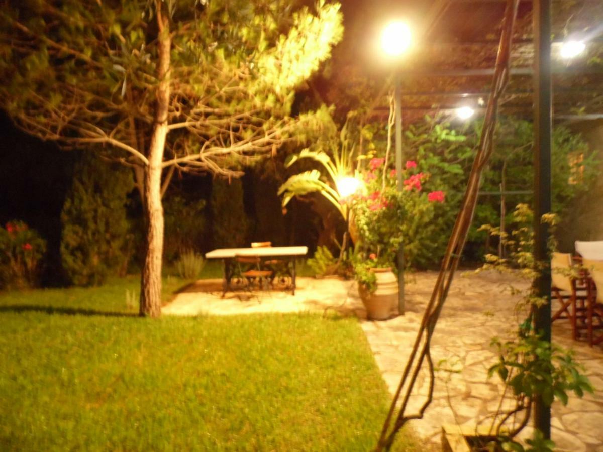 Theni Olive Grove Villa Kato Yerakarion エクステリア 写真